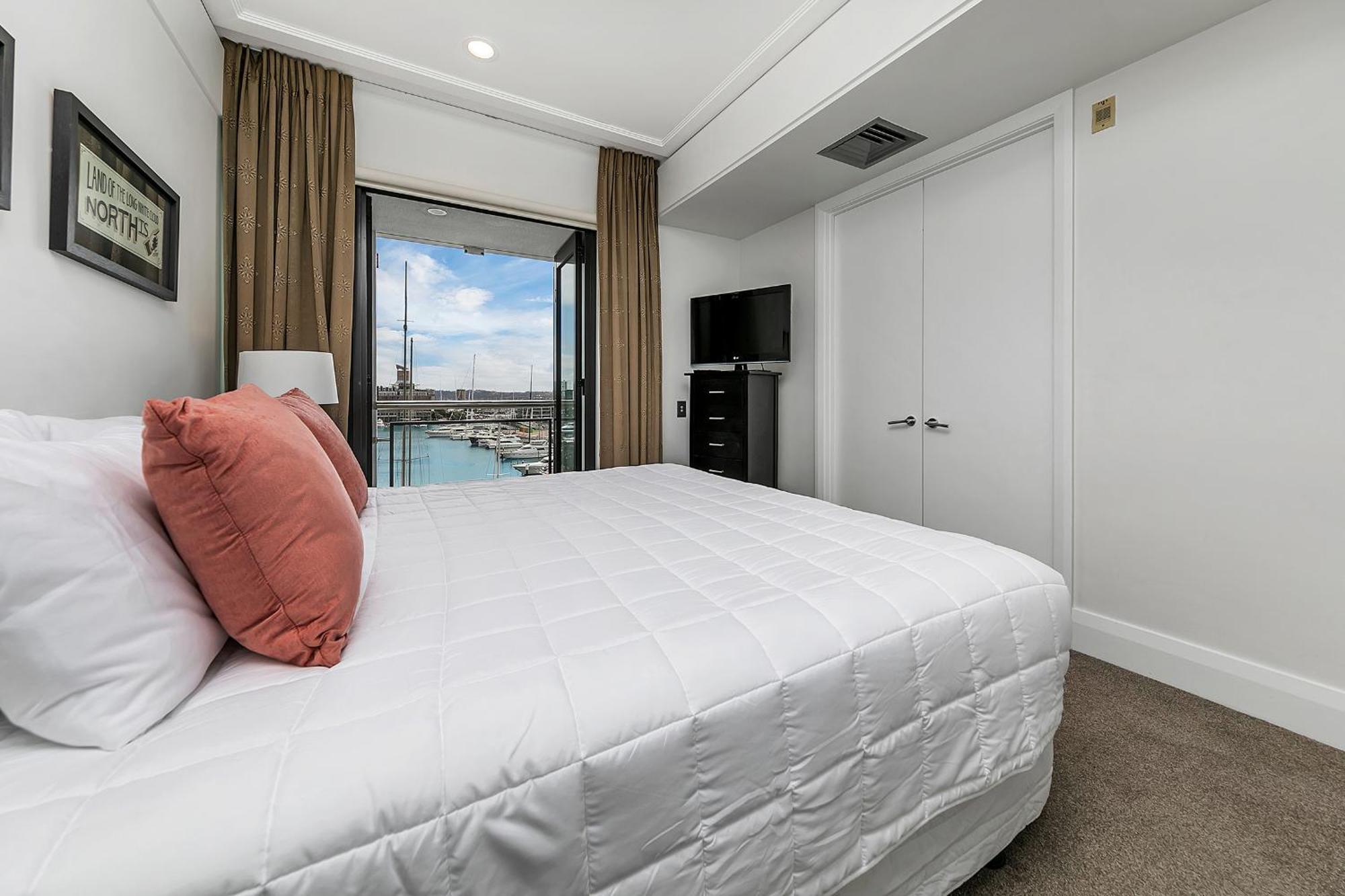 Exquisite Sun Soaked Corner Apartment Auckland Bagian luar foto