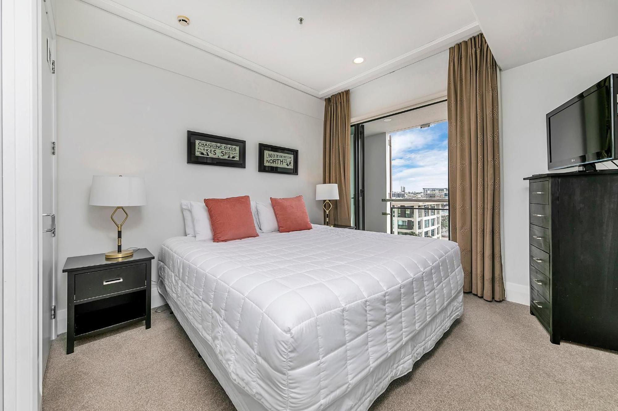 Exquisite Sun Soaked Corner Apartment Auckland Bagian luar foto